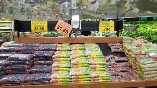 Grocery Store «Super Fresh Market», reviews and photos, 1700 N Lewis Ave, Waukegan, IL 60085, USA