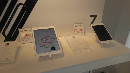 Cell Phone Store «T-Mobile», reviews and photos, 3330 Cobb Pkwy NW #328, Acworth, GA 30101, USA