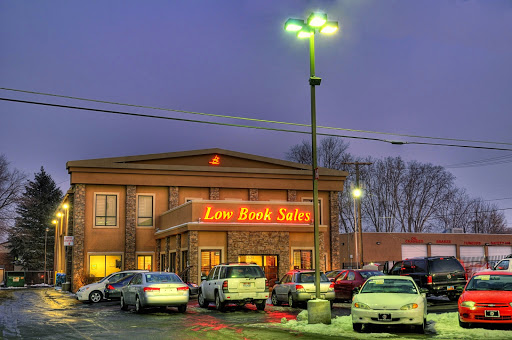 Car Dealer «Low Book Sales Used Cars of Salt Lake City», reviews and photos, 3371 State St, Salt Lake City, UT 84115, USA