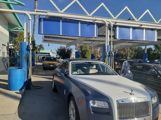 Car Wash «Cruisers Car Wash», reviews and photos, 8870 Tampa Ave, Northridge, CA 91324, USA