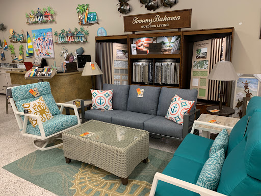 Furniture Store «Bronze Lady Home Furnishings Inc», reviews and photos, 15015 Madeira Way, Madeira Beach, FL 33708, USA