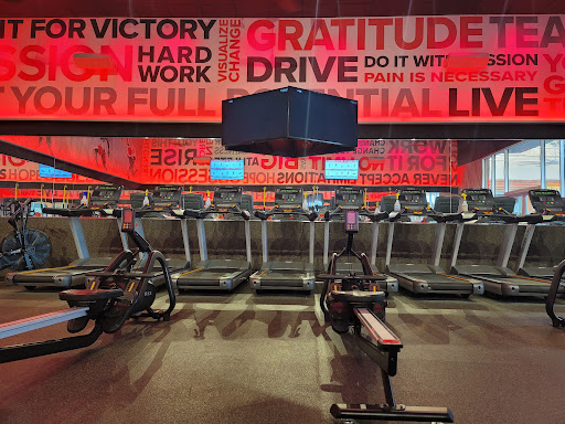 Gym «LA Fitness», reviews and photos, 635 Bay Ave Suite U295, Toms River, NJ 08753, USA