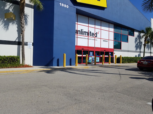 Electronics Store «Best Buy», reviews and photos, 1880 Palm Beach Lakes Blvd, West Palm Beach, FL 33401, USA