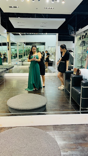 Bridal Shop «Impression Bridal», reviews and photos, 3005 West Loop S #100, Houston, TX 77027, USA