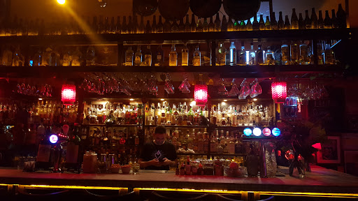 Carnal Restó Bar