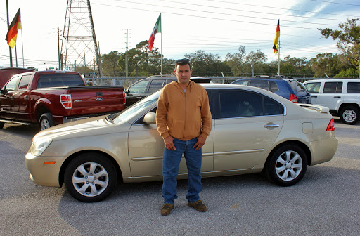 Used Car Dealer «Das Autohaus LLC Quality Used Cars», reviews and photos, 2850 Roosevelt Blvd, Clearwater, FL 33760, USA