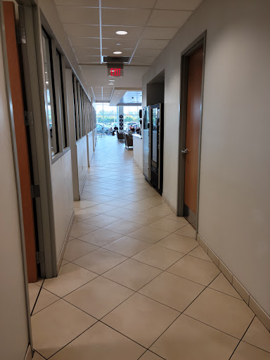 Toyota Dealer «Hartford Toyota Superstore», reviews and photos, 135 W Service Rd, Hartford, CT 06120, USA