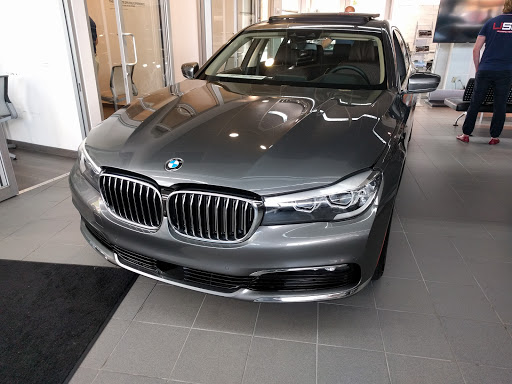 BMW Dealer «Life Quality BMW: Sales», reviews and photos, 9326 4th Ave, Brooklyn, NY 11209, USA