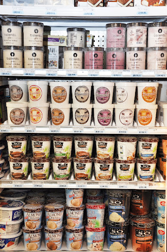 Grocery Store «Streets Market and Cafe», reviews and photos, 2400 14th St NW, Washington, DC 20009, USA