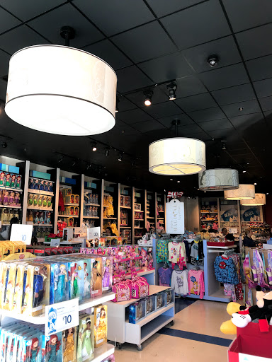 Toy Store «Disney Store», reviews and photos, 681 Leavesley Rd, Gilroy, CA 95020, USA