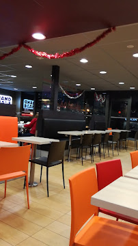 Atmosphère du Restaurant KFC Beauvais - n°13