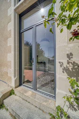 https://www.fenetrier-de-lanjou.com/