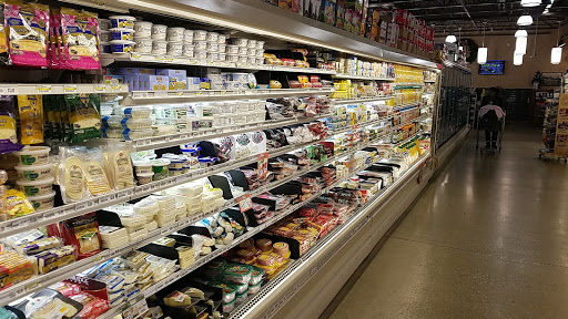 Grocery Store «Market Place On Oakton», reviews and photos, 4817 Oakton St, Skokie, IL 60077, USA