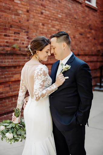 Dress Store «Calvet Couture Bridal», reviews and photos, 460 N Orlando Ave #100, Winter Park, FL 32789, USA