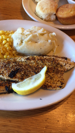 American Restaurant «Cracker Barrel Old Country Store», reviews and photos, 5580 Windward Pkwy, Alpharetta, GA 30004, USA