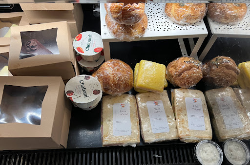 Coffee Shop «Caffe Amouri Coffee Roaster», reviews and photos, 107 Church St NE, Vienna, VA 22180, USA