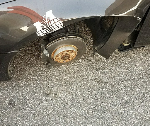 Auto Body Shop «Caliber Collision», reviews and photos, 718 N Elm St, Denton, TX 76201, USA