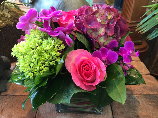 Florist «The Flower Shop of Tryforos and Pernice», reviews and photos, 73 Pondfield Rd, Bronxville, NY 10708, USA