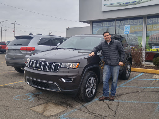 Car Dealer «Snethkamp Chrysler Dodge Jeep Ram», reviews and photos, 11600 Telegraph Rd, Redford Charter Twp, MI 48239, USA