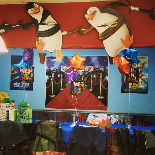 Movie Theater «MovieWorld Cinemas», reviews and photos, 24202 61st Ave