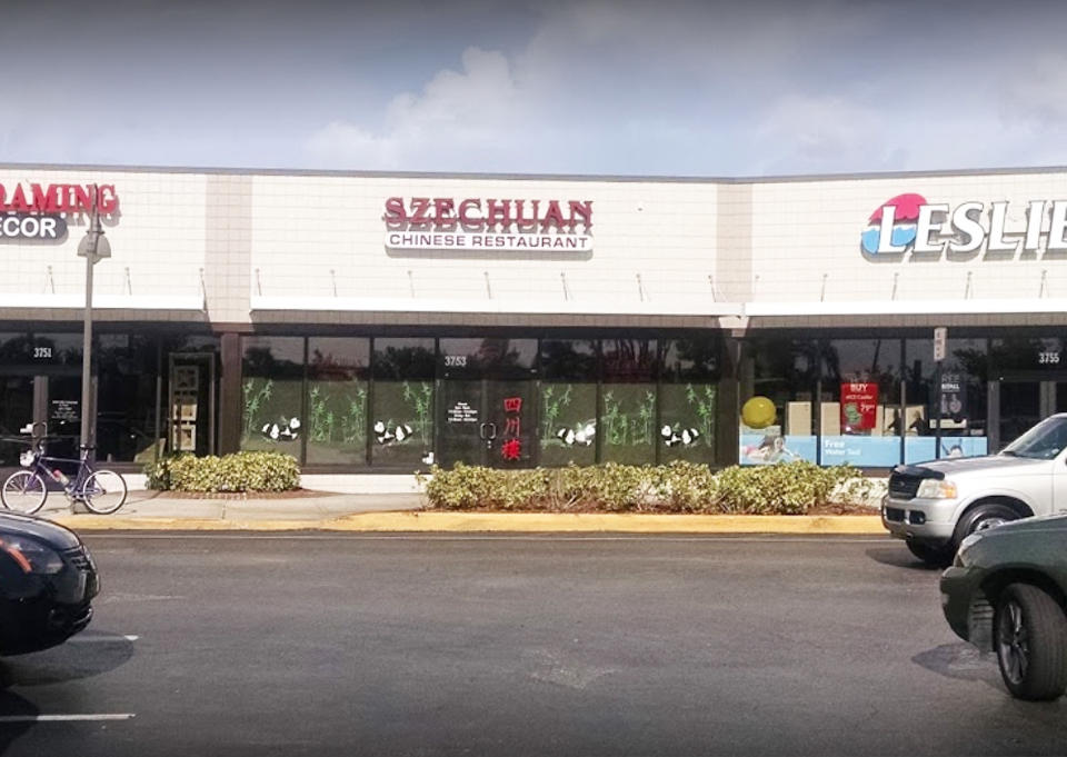 Szechuan Chinese Restaurant & Lounge 34112