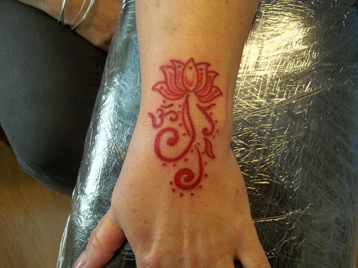 Tattoo Shop «Dynamic Piercing & Tattoo», reviews and photos, 7274 CO-86, Franktown, CO 80116, USA