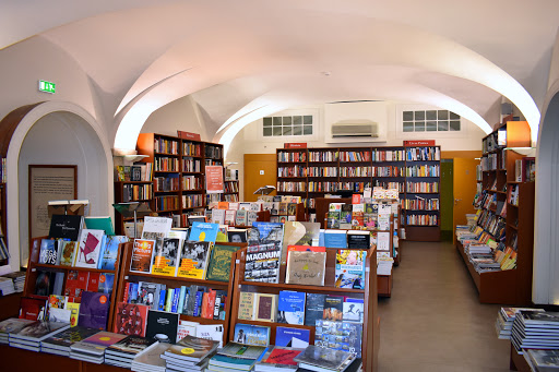 Antique bookstores Lisbon