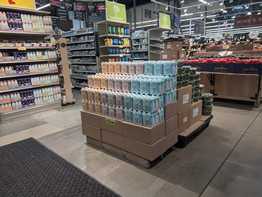 Grocery Store «H-E-B Grocery», reviews and photos, 407 S Adams St, Fredericksburg, TX 78624, USA