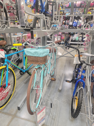 Discount Store «Walmart», reviews and photos, 19191 N Kelsey Street, Monroe, WA 98272, USA