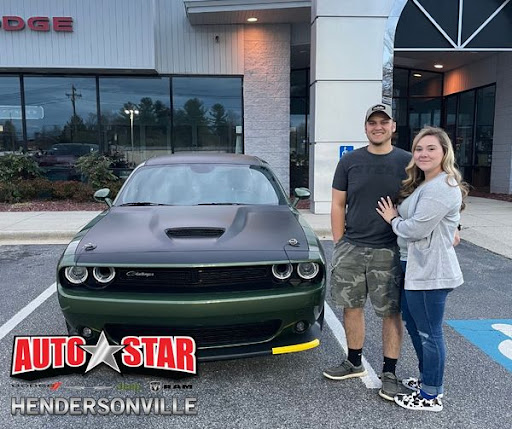 Car Dealer «Hendersonville Chrysler Dodge Jeep Ram», reviews and photos, 401 Duncan Hill Rd, Hendersonville, NC 28792, USA