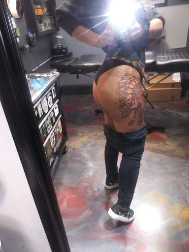 Tattoo Shop «Electric Chair Tattoo», reviews and photos, 4367 Miller Rd, Flint, MI 48507, USA