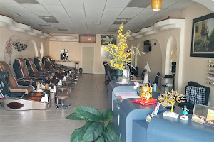 Golden Hill Nails Spa
