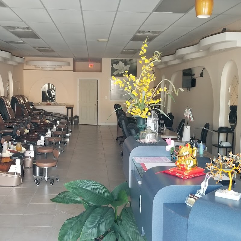 Golden Hill Nails Spa