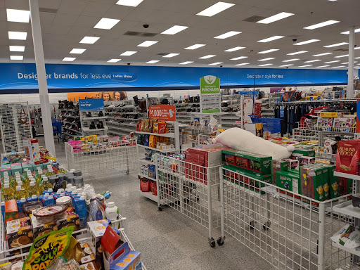 Clothing Store «Ross Dress for Less», reviews and photos, 484 Randall Rd, South Elgin, IL 60177, USA