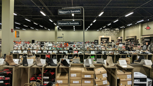 Shoe Store «DSW Designer Shoe Warehouse», reviews and photos, 630 SW 145th Terrace, Pembroke Pines, FL 33027, USA