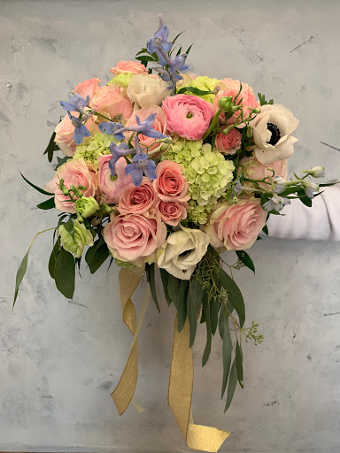 Florist «Artistic Floral», reviews and photos, 878 W Eads Pkwy, Lawrenceburg, IN 47025, USA