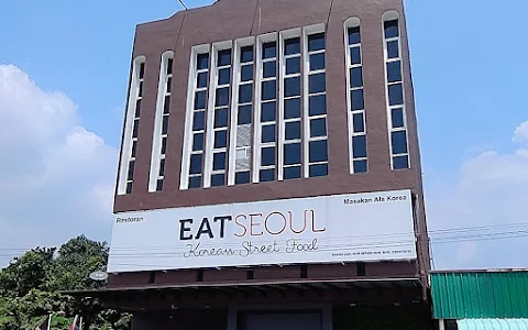 EAT SEOUL Korean Street Food image