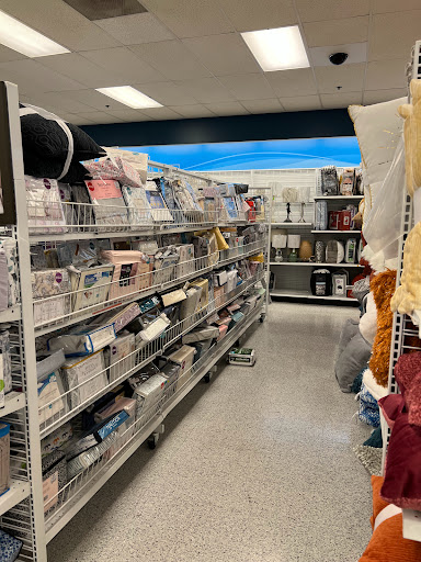 Clothing Store «Ross Dress for Less», reviews and photos, 110 Yorba Linda Blvd, Placentia, CA 92870, USA