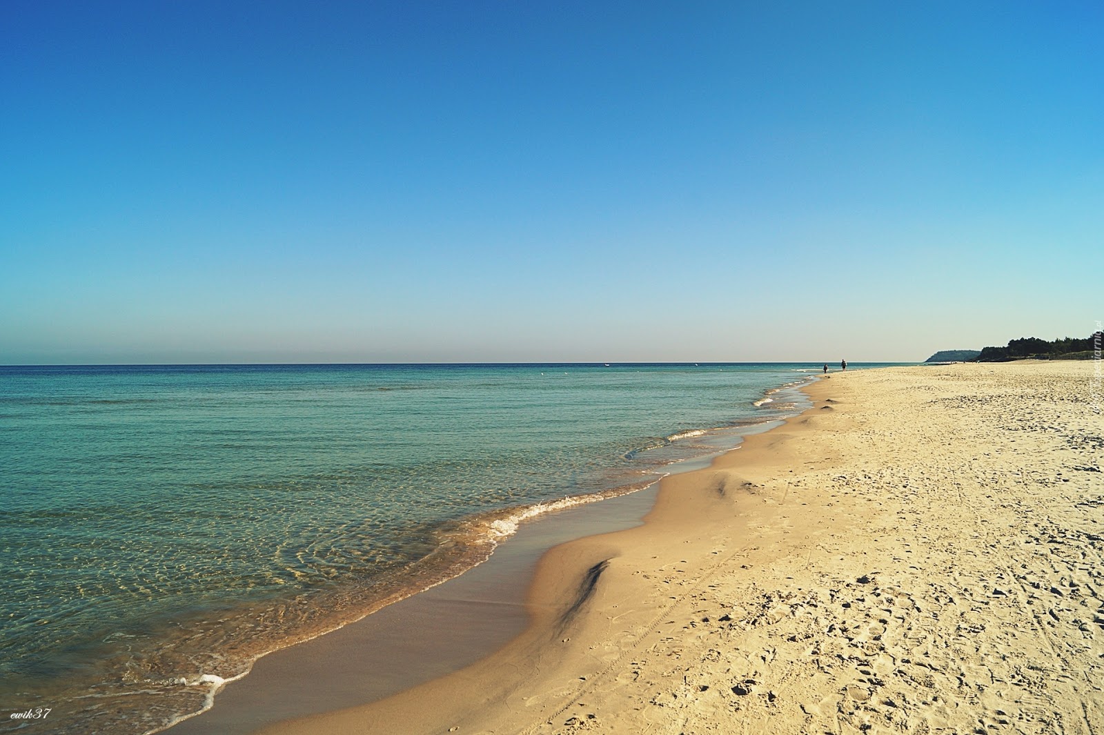 Jurata Beach II'in fotoğrafı - rahatlamayı sevenler arasında popüler bir yer