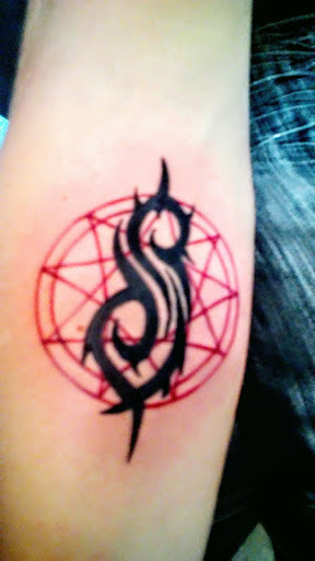 Tattoo Shop «InkSylum Tattoo», reviews and photos, 1726 S Chambers Rd, Aurora, CO 80017, USA