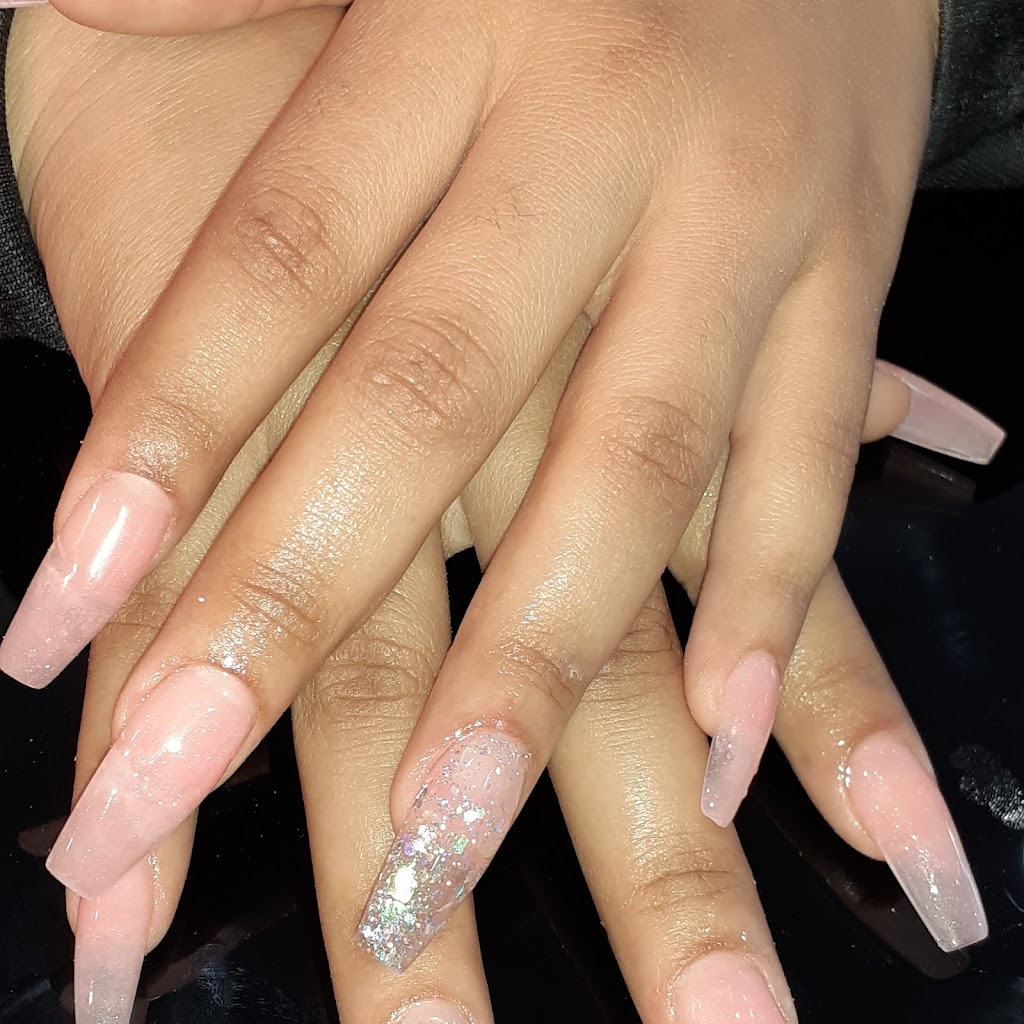 Daniela & Dayana Beauty Salon 33142