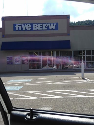 Variety Store «Five Below», reviews and photos, 4801 McKnight Rd, Pittsburgh, PA 15237, USA