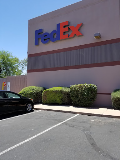 Shipping and Mailing Service «FedEx Ship Center», reviews and photos, 8210 S Hardy Dr, Tempe, AZ 85284, USA