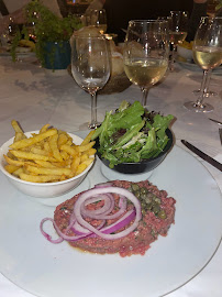 Steak tartare du Restaurant français Le Petit Poucet à Levallois-Perret - n°2