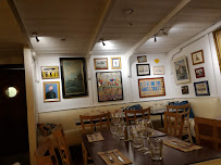 Atmosphère du Restaurant de fruits de mer La Cabane à Crabes à Binic-Étables-sur-Mer - n°3