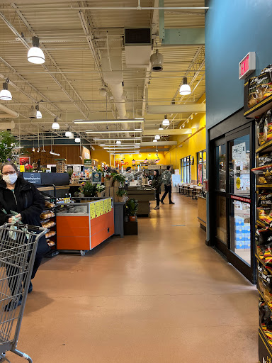 Grocery Store «Whole Foods Market», reviews and photos, 340 N Main St, West Hartford, CT 06117, USA