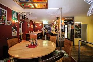 Taverne | Restaurant & Bar image