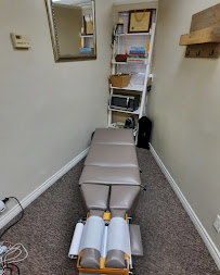 Mary Kaiser-Cole, D.C. - Photo 5 - Car repair in Montrose, CA, Glendale