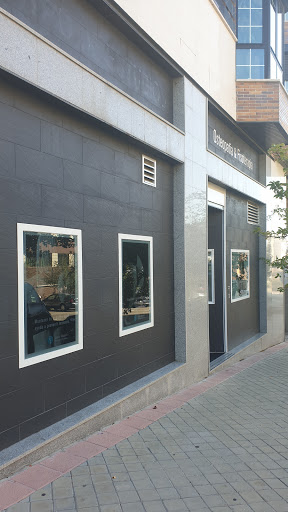  Javier Muniain Osteopatía y Fisioterapia en Madrid