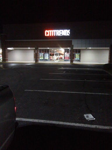 Pet Supply Store «Petco Animal Supplies», reviews and photos, 5900 E Virginia Beach Blvd #20, Norfolk, VA 23502, USA